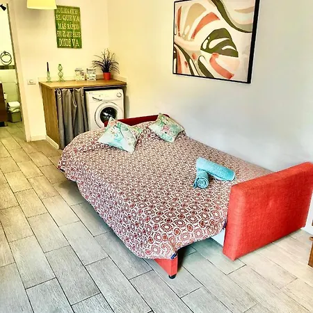 Cozy In Centric Area At With Air Conditioner Caleta De Fuste