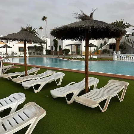 Casa Alba In Centric Area At Caleta De Fuste With Air Conditioner *